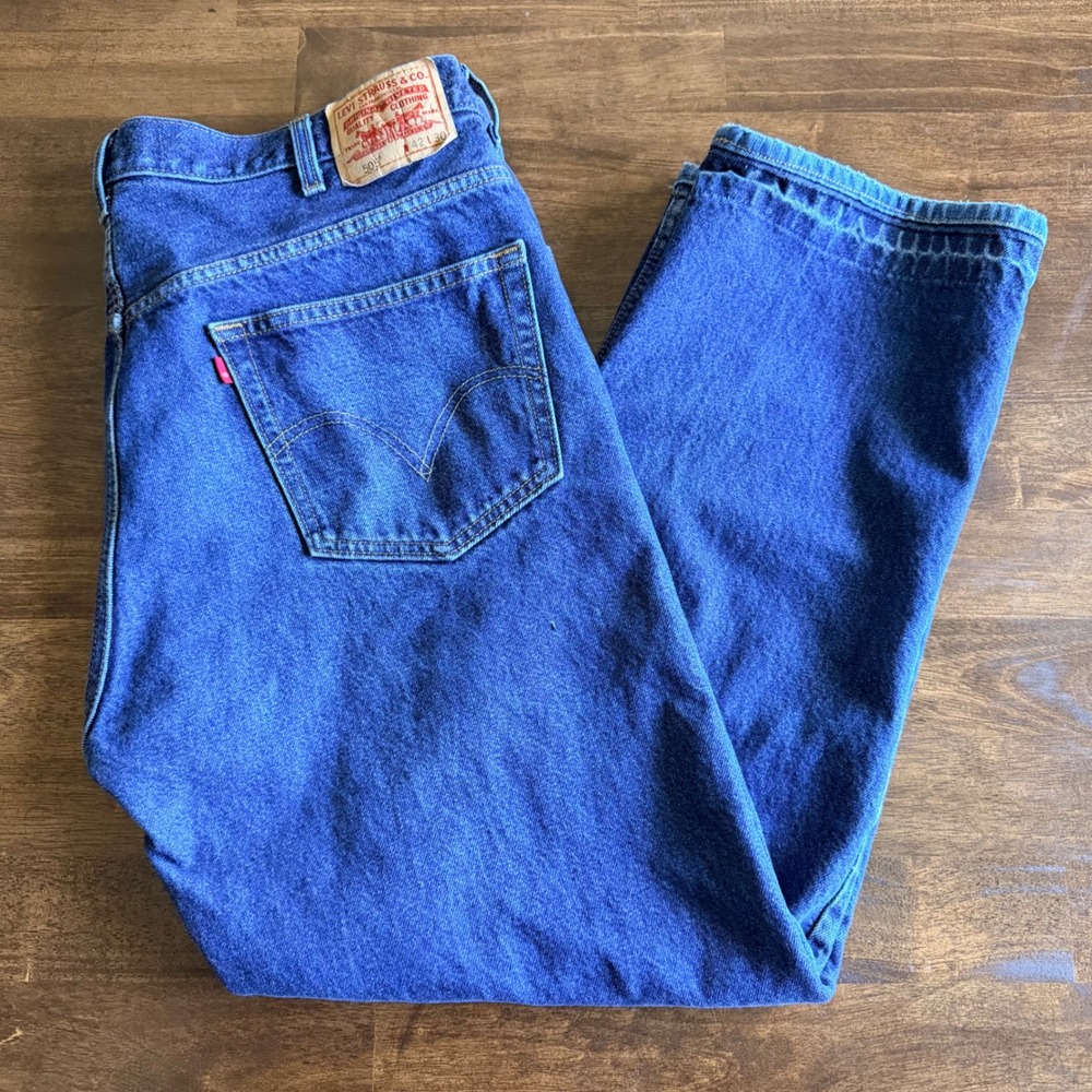 Levis 505 Regular Fit Jeans Mens 42x30 Medium Wash Blue Straight Leg Denim